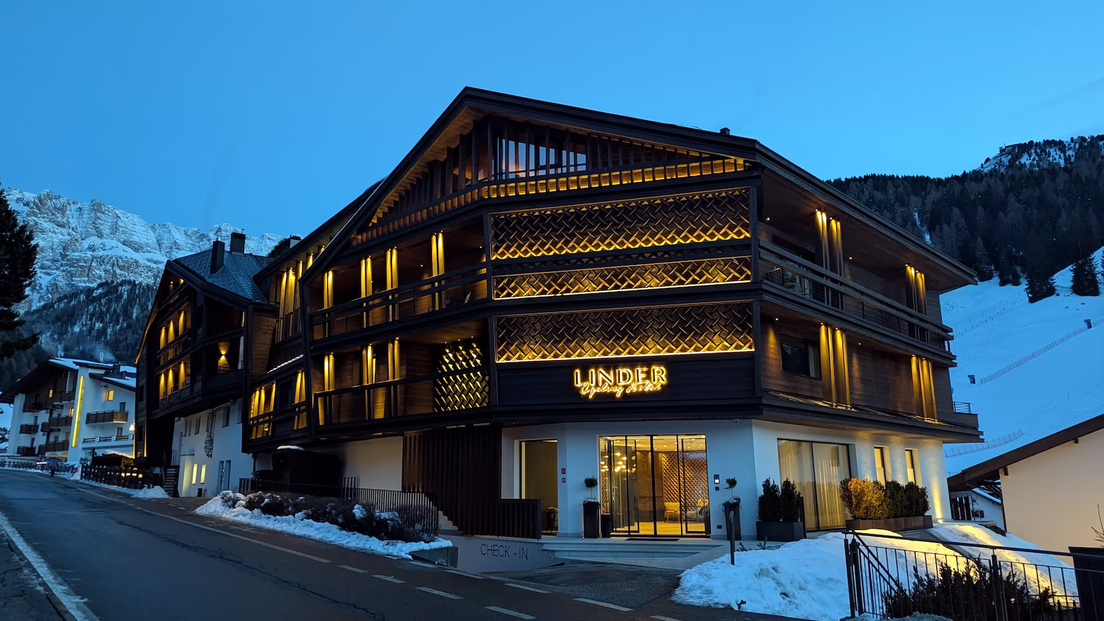 Linder Cycling Hotel in Selva - exterior and surroundings